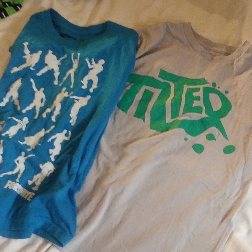 2 size m fortnite shirts